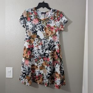 Discreet Multicolor Floral Mini Dress
